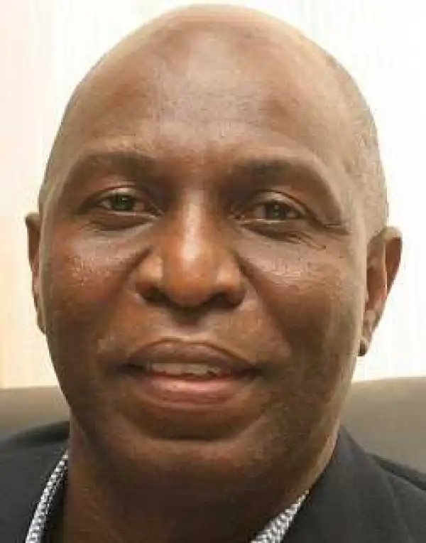 Twitter Nigeria blast veteran journalist for posting 